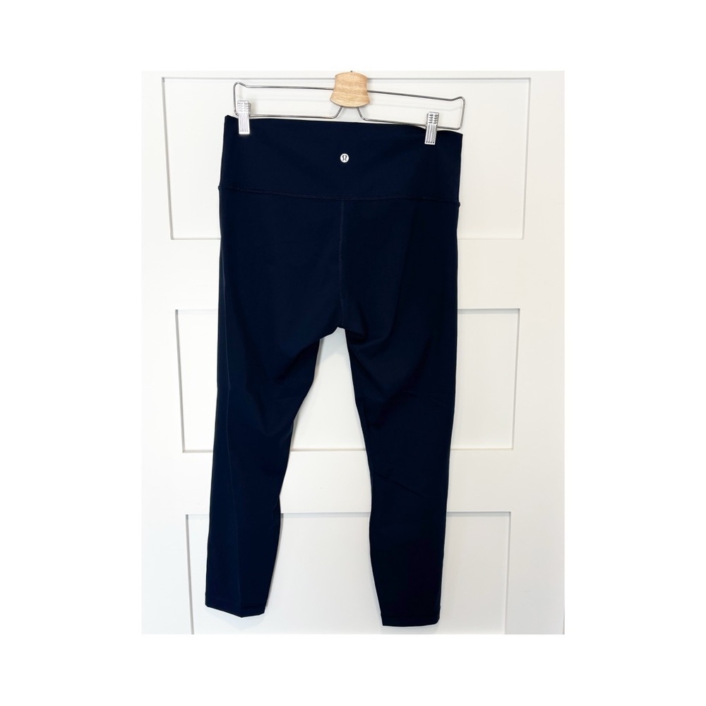 Women’s Navy Leggings.  Size 12 CA35801 RN 106259